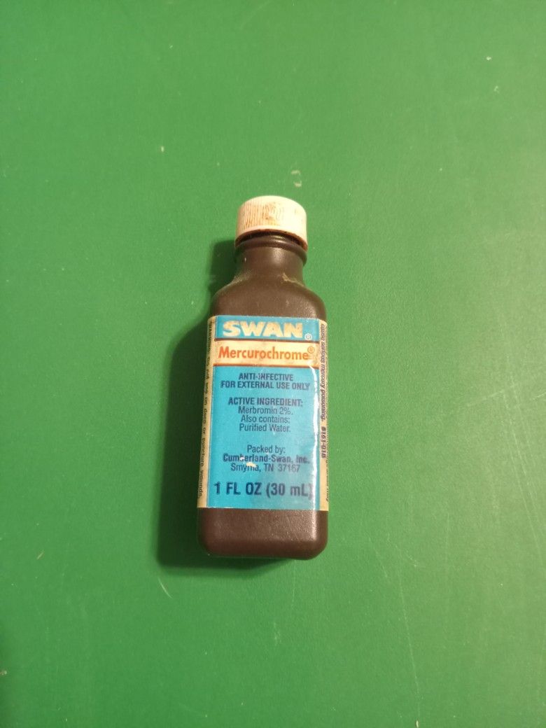 Vintage Swan Mercurochrome 1 Fl Oz Bottle