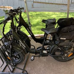 2 E Bikes And Accessories Will Sell Or  Trade For A Good Golf Cart