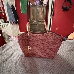 Michael Kors Lg Chain Shldr Tote