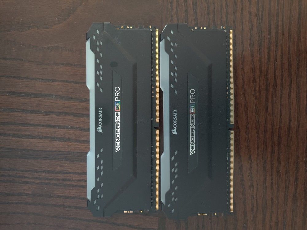 VENGEANCE® RGB PRO 16GB (2 x 8GB) DDR4 DRAM 3200MHz