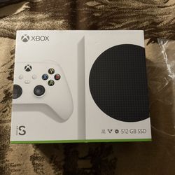 XBOX S 512 GB SSD New Ready For A 🎁🎁 Asking $380 Oh Best Offer🎁🎁🎁 Pick Up In The City Of Van Nuys