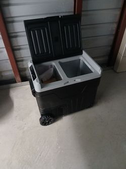 Portable Electric Dual-Zone electric cooler