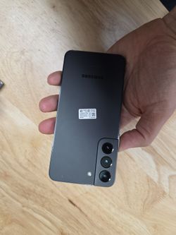 Samsung s22****128gb*****unlock ANY Sim