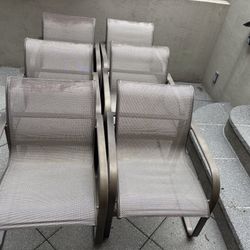 Patio Table And 6 Chairs