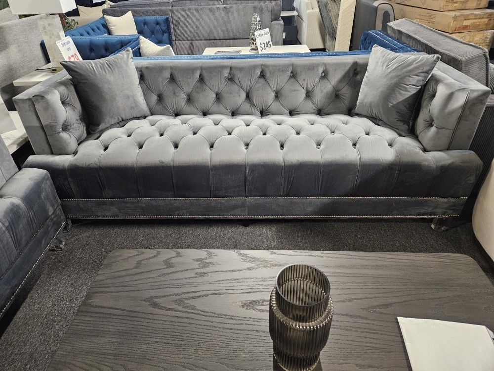 Brand New 84" Tufted Gray Velvet Sofa With 2 Accent Pillows