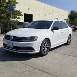 2016 VOLKSWAGEN JETTA SE