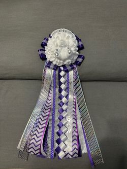 Homecoming mum