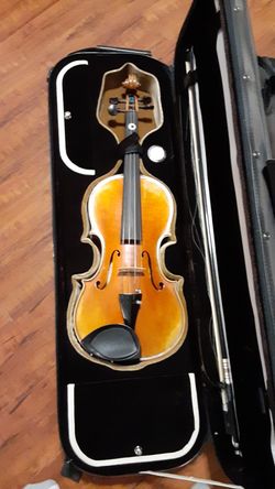 Violin Lazaro Zucchi 2011