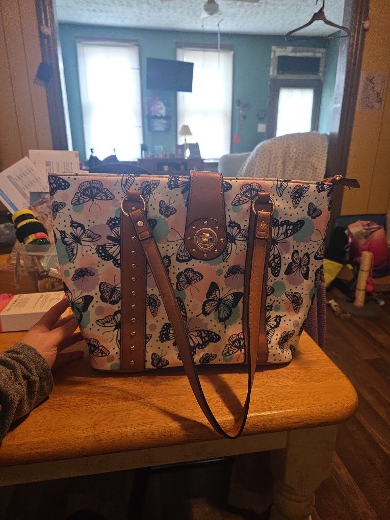 Gorgeous Buttlefly Bag