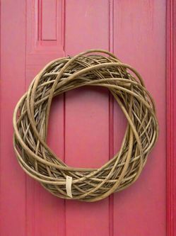 Natural Woven Weeping Willow Rattan Ring Wreath 21.7" Neutral Tone Home Decor Christmas Fall Harvest Thansgiving Wreath for Front Door