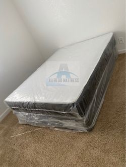 NEW FULL SIZE 54x75” MATTRESS AND BOX SPRING-2pcs