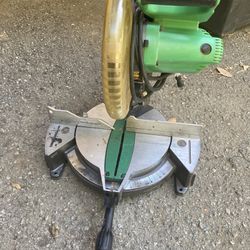 Hitachi Compound Mitre Saw