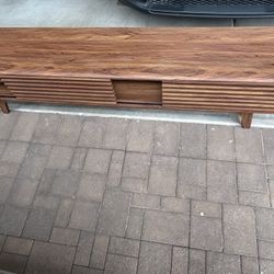 Mid-Century Modern Slatted TV Stand – Walnut Finish