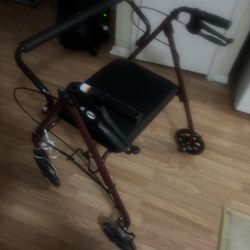 Drive Medical Go-Lite Bariatric Heavy Duty Rollator