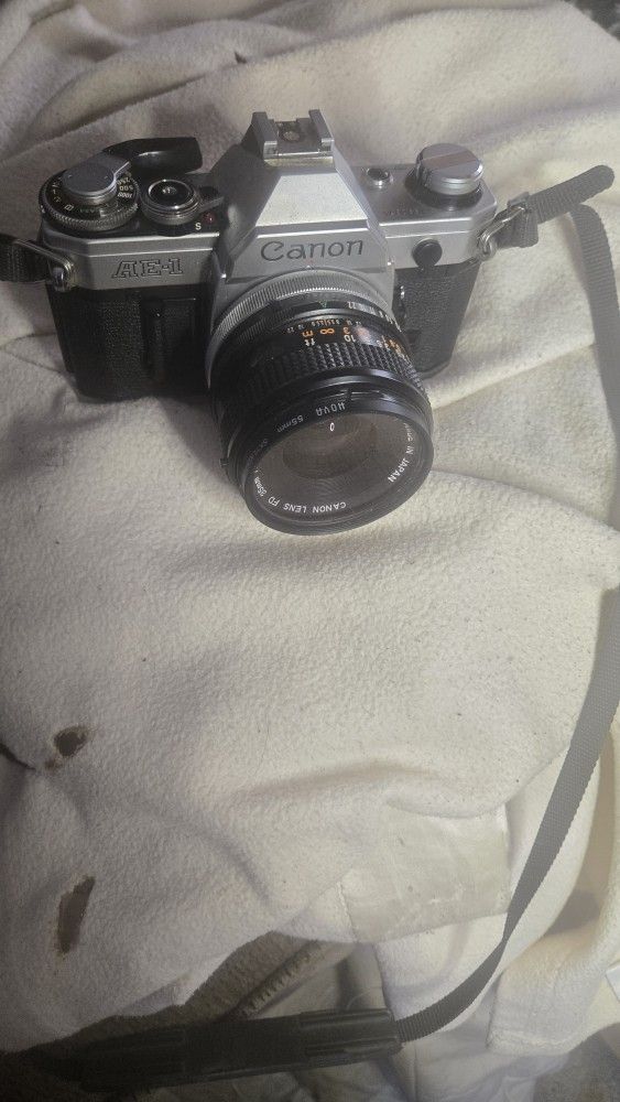Canon AE-1