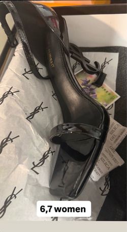Woman’s YSL heals