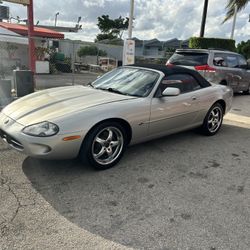 1999 Jaguar XK8