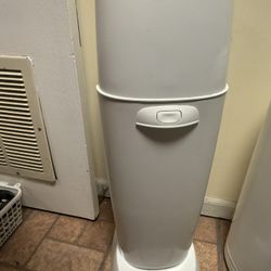 Diaper Genie, diaper trash can