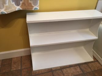 Lil cabinet 26 in long 20in tall 7in wide