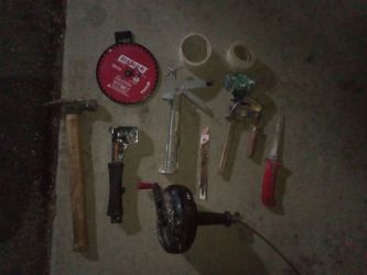 8-Piece Hand Tool Lot - Snap-on, Diablo, Arrow (Plumbing & Construction)