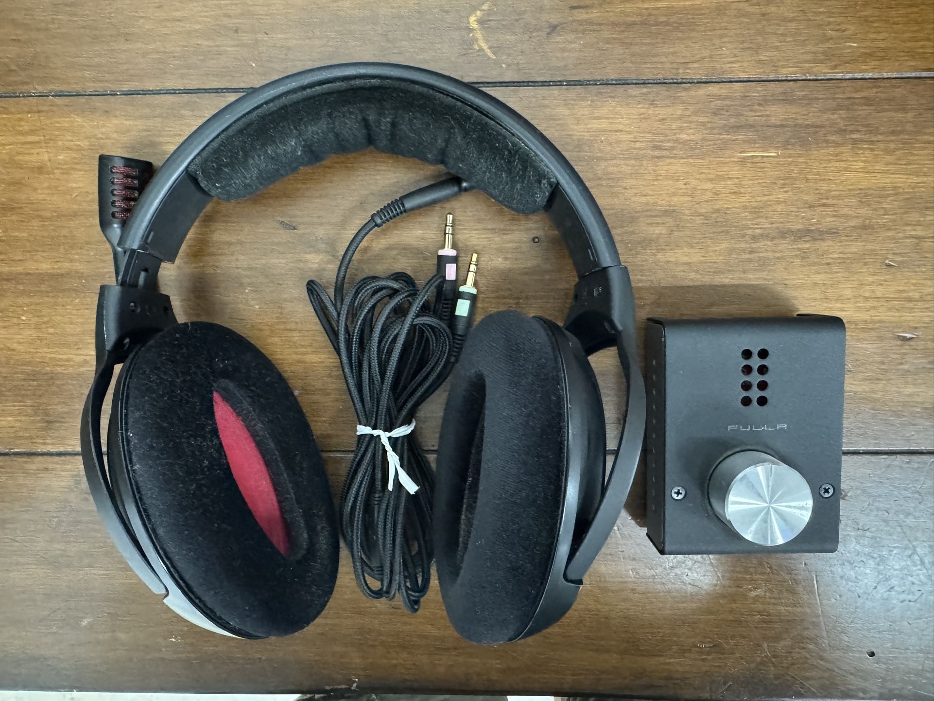 Gaming Headset With Amp