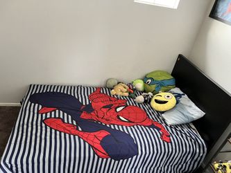 Twin Size Bed Like New (mattress Included)