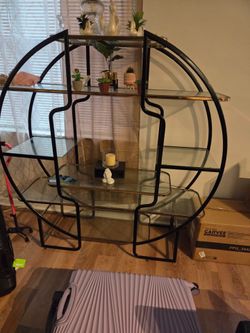 Household Items/Furniture