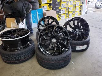 24" Lexani wheels in stock(text me the year make n model)