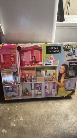 Rainbow High House- New in box