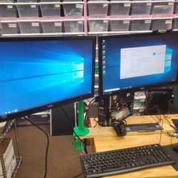 COMPLETE DELL SYSTEM WITH 2 MONITORS (D1030)

