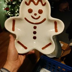 Vintage Los Angela's Pottery Gingerbread Man Dish