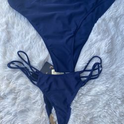 New Bundle Of 3 Bottom Bikini Pieces Size Large 