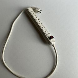 6-outlet Power Strip