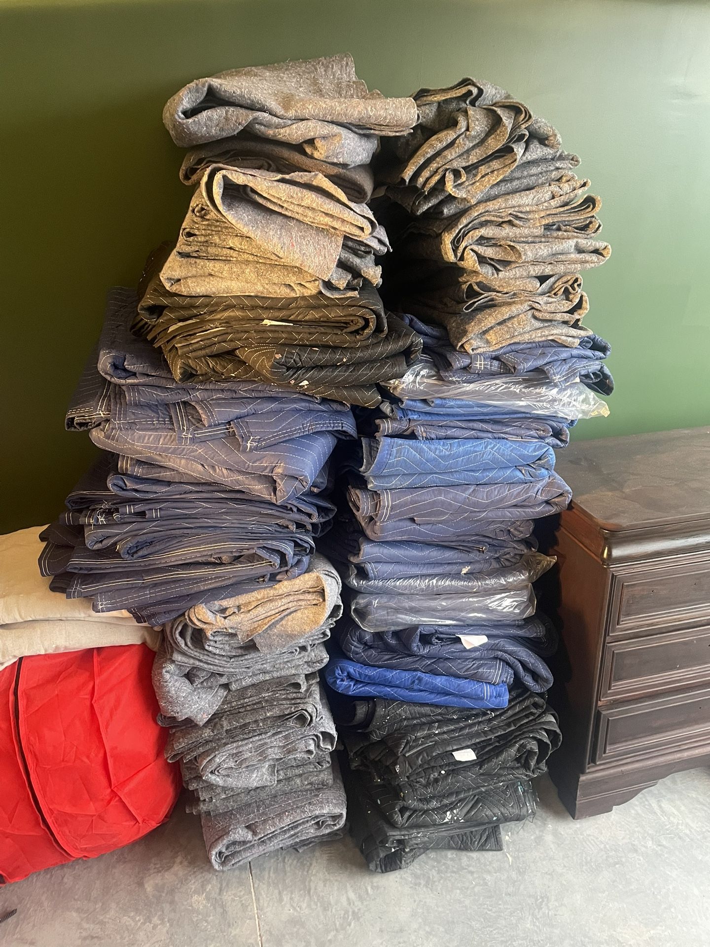 Lightweight Moving Pads