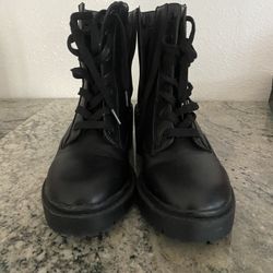 Black Boots 8 1/2 TARGET