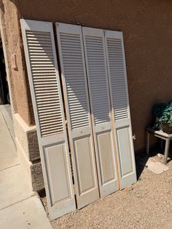 Set (2) Plantation Style Bi-Fold Closet Doors - 23.5” x 78.75” Each Door