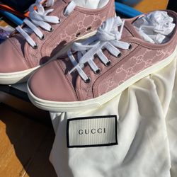 Gucci Shoes 6.5 Like New $130