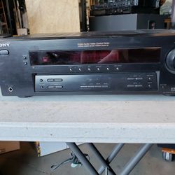 Sony STR-K750P 5.1 Channel AV Surround Receiver Home Theater Dolby Digital Home

Sony STR-K750P 5.1 Channel AV Surround Receiver Home Theater Dolby Di
