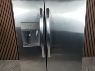 Frigidaire 36 Inch Freestanding Side by Side Refrigerator with 25.6 Cu. Ft. Total Capacity, EvenTemp Cooling System - Stainless Steel (FRSS2623AS-D-29