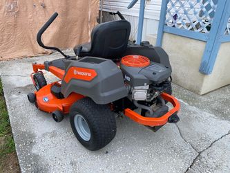 Zero turn lawnmower