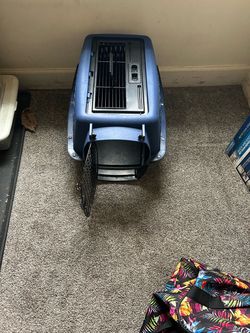 Dog cage and crate