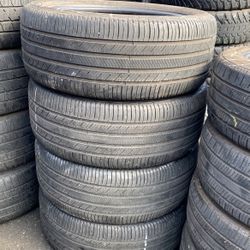 255/45R20 Marca Michelin En Perfectas Condiciónes De Vida