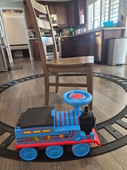 Child's ride on train