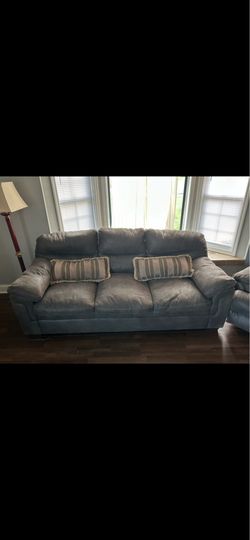 Amazing 3-Piece furniture set - Still in Great condition, Moving out of state would like these sold before end of August