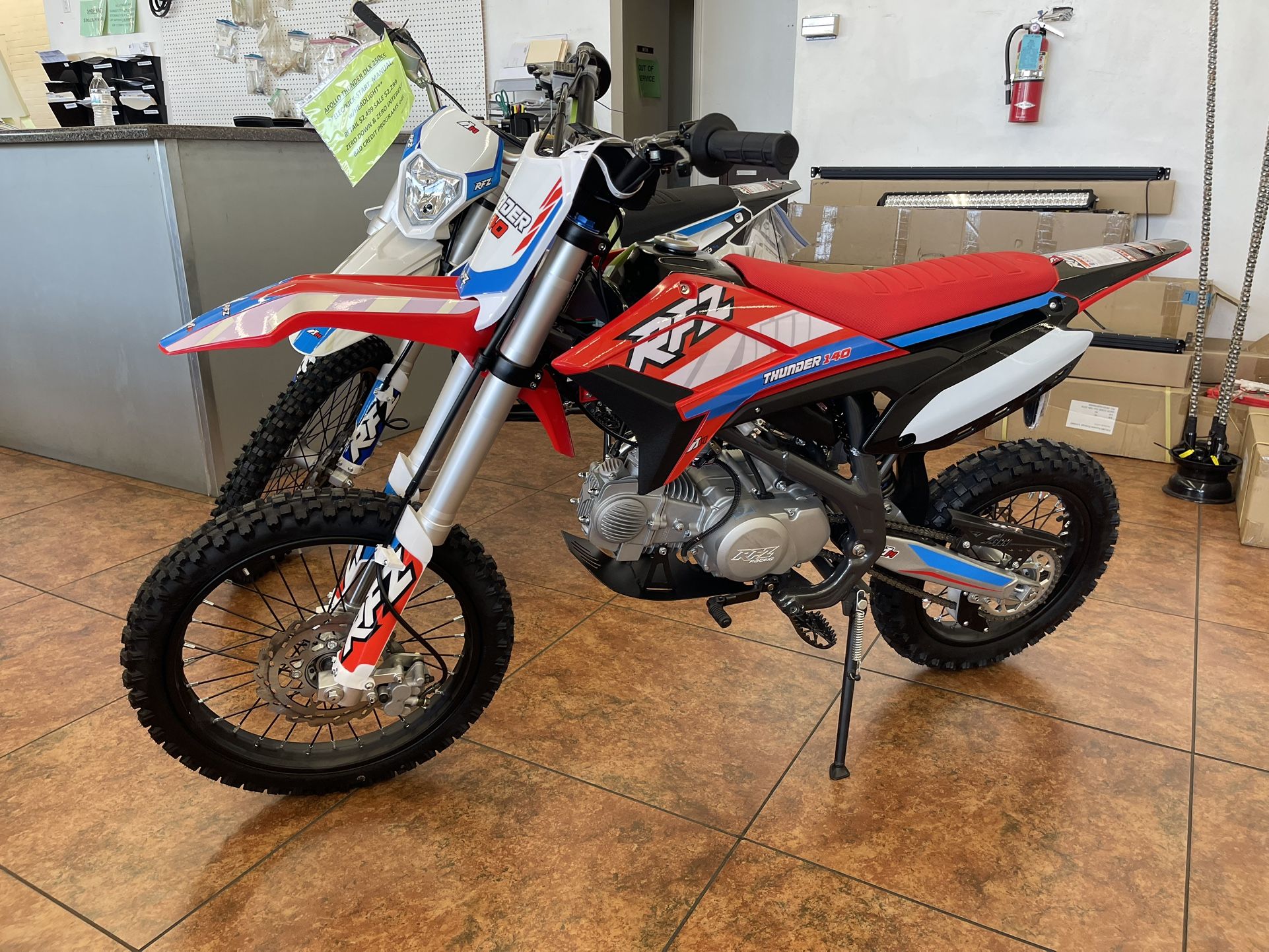 2025 Apollo Thunder 140
