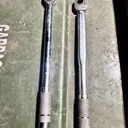 2 18” 150 Ft LB Torque Wrench 40$