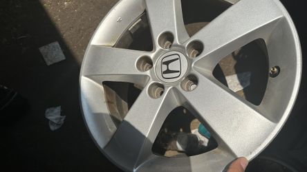 5 Lug Honda 