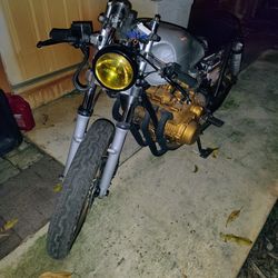 1980's Suzuki GS850GL Cafe Racer Project