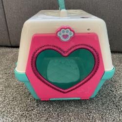 Doc McStuffins Pet Carrier/crate