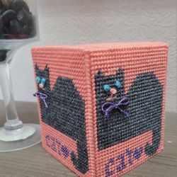 Vtg Decorative Yarn Needlepoint Tissue Box Cover ❤️Cat Design Handmade Pink